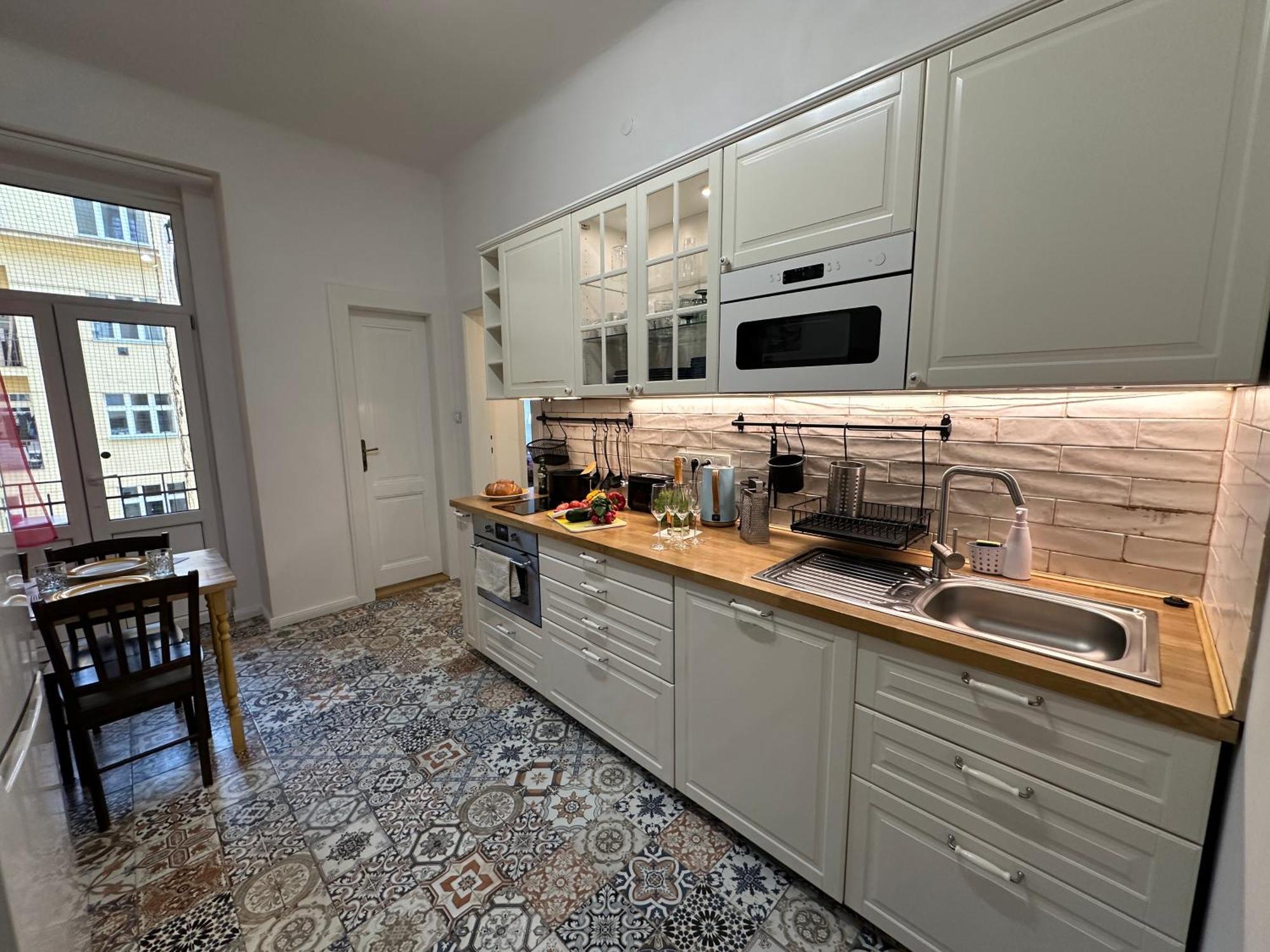 Karlin Balcony Apartment Praga Zewnętrze zdjęcie